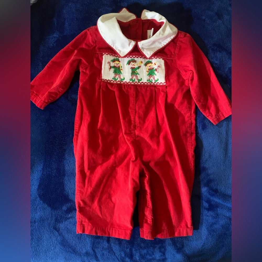 Christmas Elf Longall 12month (but fits like 9months in my opinion)